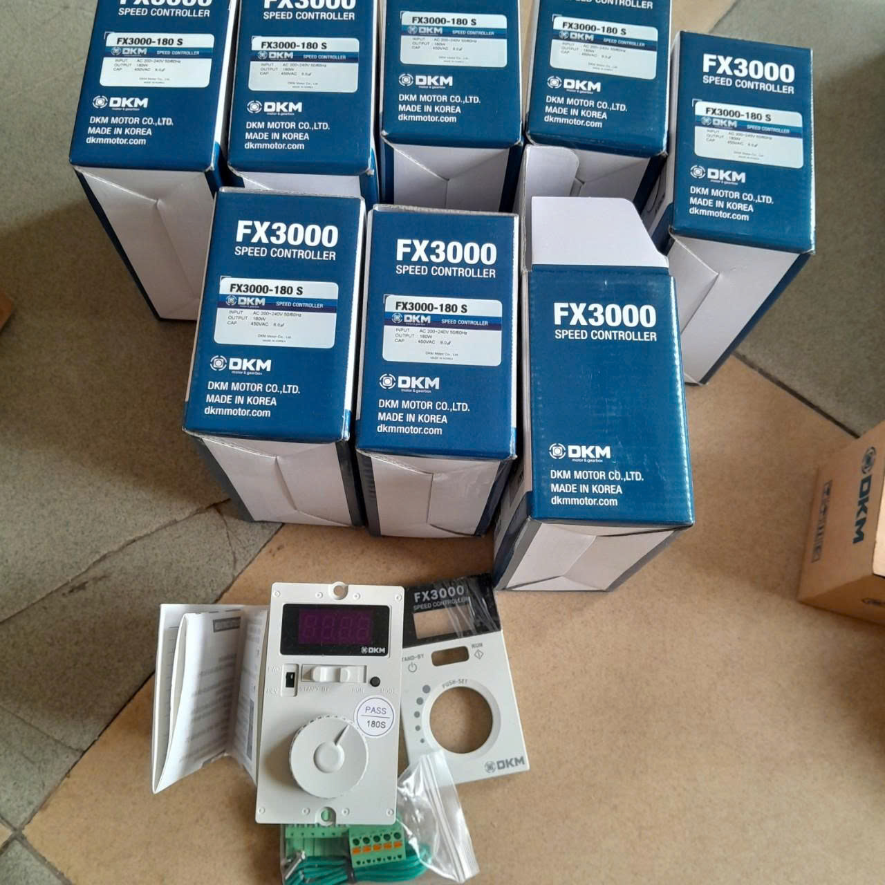 Bộ điều khiển tốc độ FX3000-180S