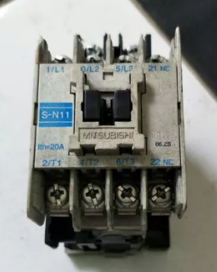 Khởi động từ Mitsubishi S-N11